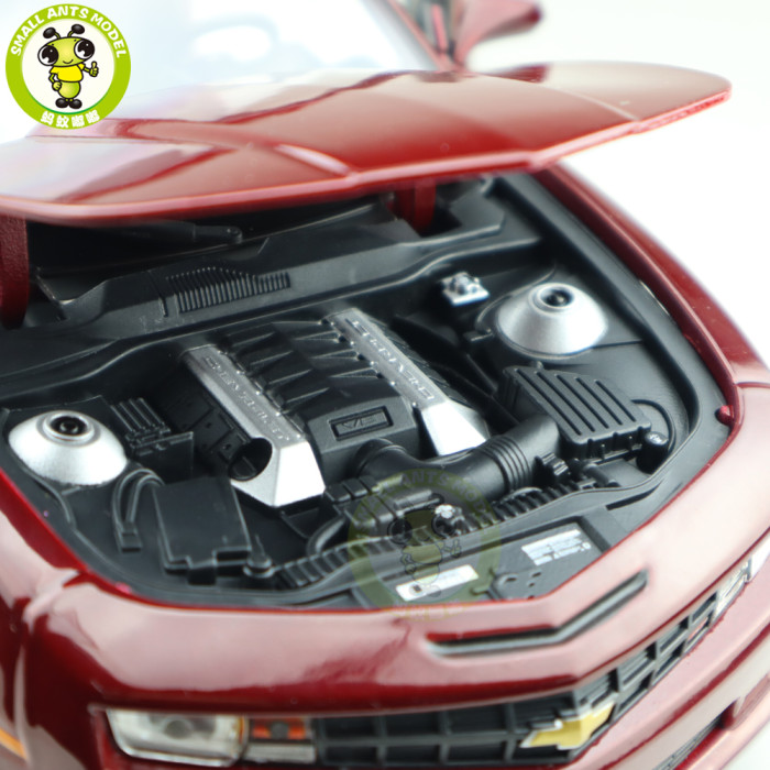 1/18 2010 Chevrolet Camaro SS RS Maisto 31173 Diecast Model Car Toys Boys Girls Gifts