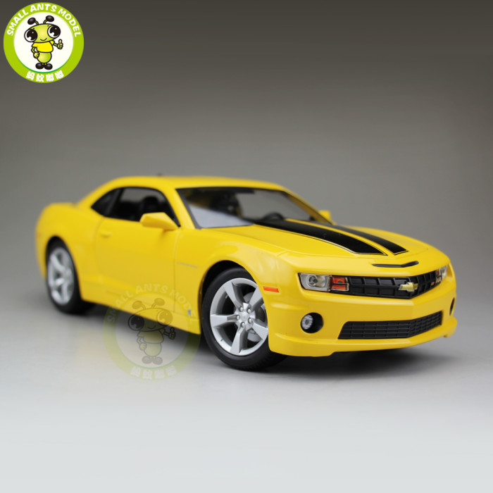 1/18 2010 Chevrolet Camaro SS RS Maisto 31173 Diecast Model Car Toys Boys Girls Gifts
