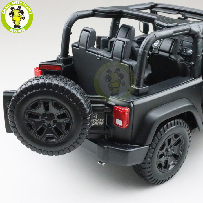 1/18 JEEP WRANGLER WILLYS 2014 Convertible Maisto 31610 Diecast Model Car Toys Boys Girls Gifts