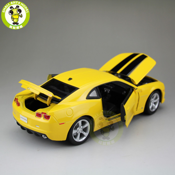 1/18 2010 Chevrolet Camaro SS RS Maisto 31173 Diecast Model Car Toys Boys Girls Gifts