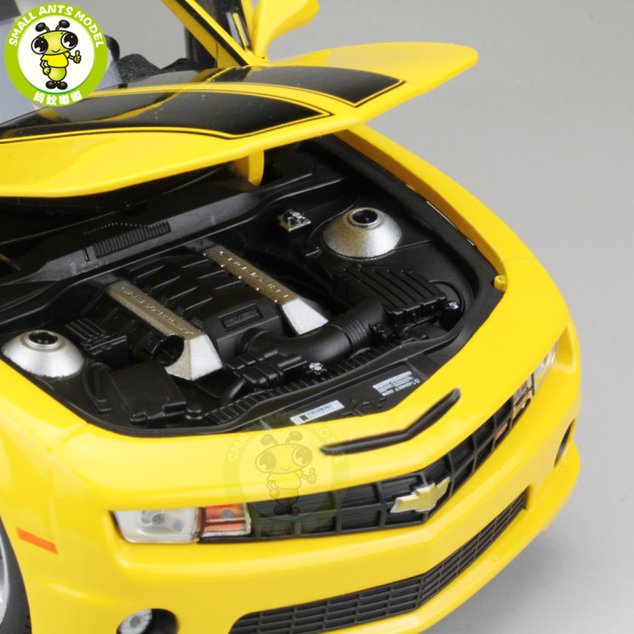 1/18 2010 Chevrolet Camaro SS RS Maisto 31173 Diecast Model Car Toys Boys Girls Gifts