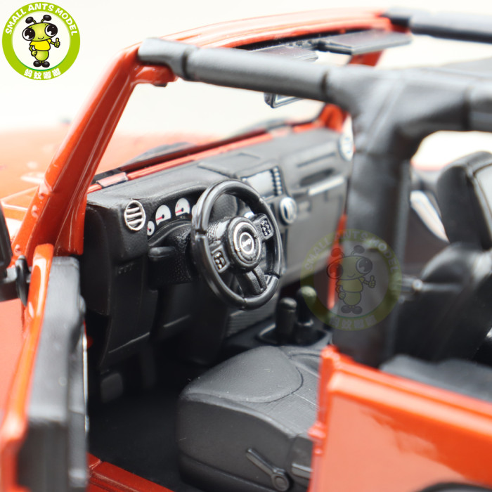 1/18 JEEP WRANGLER WILLYS 2014 Convertible Maisto 31610 Diecast Model Car Toys Boys Girls Gifts