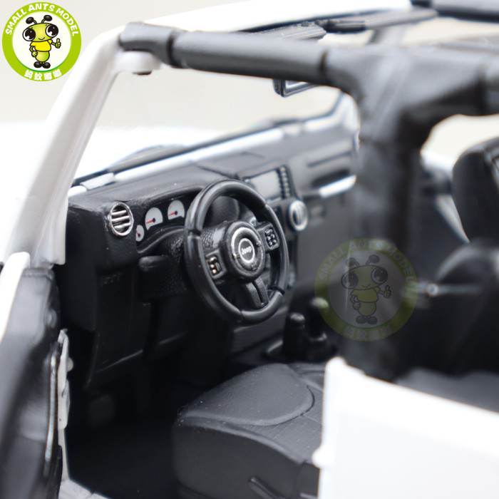 1/18 JEEP WRANGLER WILLYS 2014 Convertible Maisto 31610 Diecast Model Car Toys Boys Girls Gifts