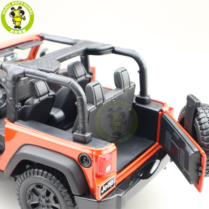 1/18 JEEP WRANGLER WILLYS 2014 Convertible Maisto 31610 Diecast Model Car Toys Boys Girls Gifts