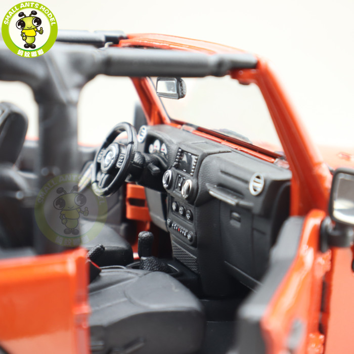 1/18 JEEP WRANGLER WILLYS 2014 Convertible Maisto 31610 Diecast Model Car Toys Boys Girls Gifts