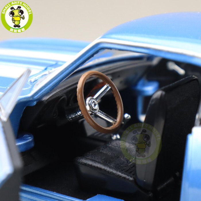 1/18 1967 Chevrolet CAMARO Z28 Road Signature Diecast Model Car Toys Boys Girls Gift
