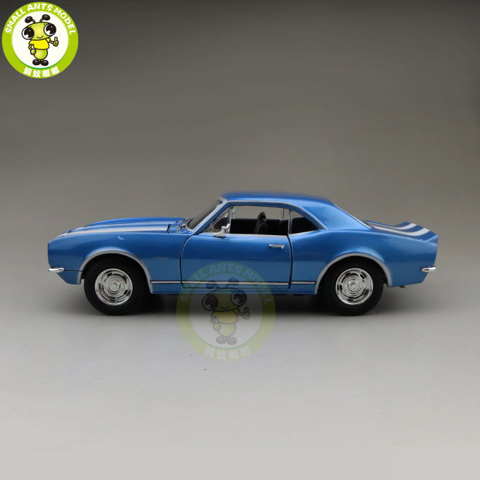 1/18 1967 Chevrolet CAMARO Z28 Road Signature Diecast Model Car Toys Boys Girls Gift