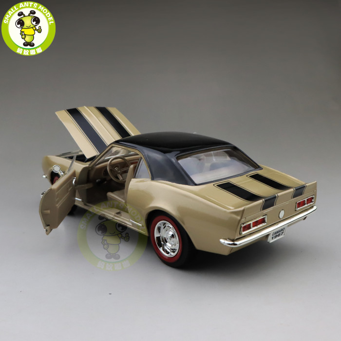 1/18 1967 Chevrolet CAMARO Z28 Road Signature Diecast Model Car Toys Boys Girls Gift