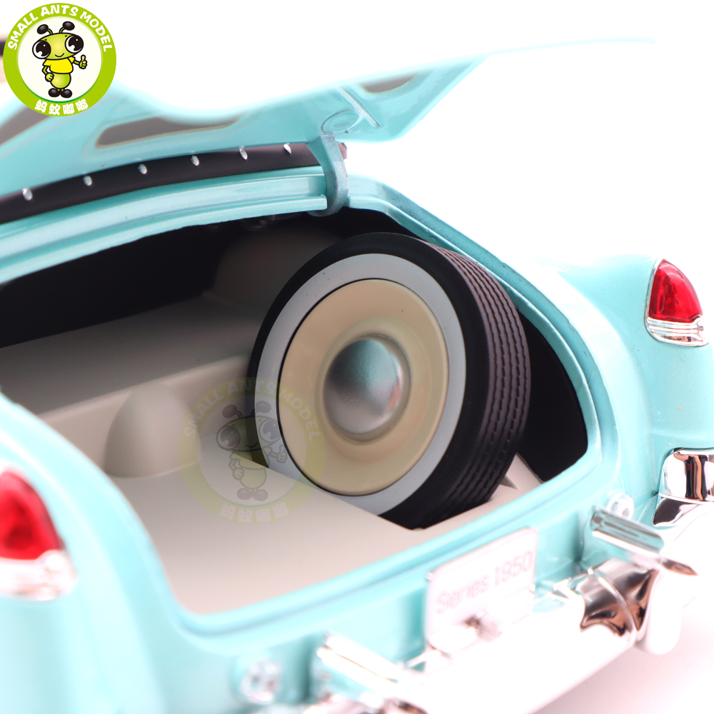 キャディラック 1/18 Series 61 Convertible 1950 1/18 US GM Cadillac Series 61 Convertible 1950 Diecast Model
