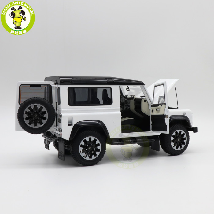 1/18 LCD Land Rover Defender 90 Works V8 70th 2017 Diecast Model Car Toys Boys Girls Gifts