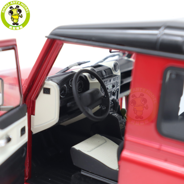 1/18 LCD Land Rover Defender 90 Works V8 70th 2017 Diecast Model Car Toys Boys Girls Gifts