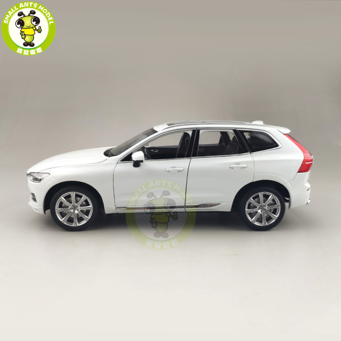 1/18 ALL NEW Volvo XC60 SUV Diecast Metal Model Car SUV Gift Hobby Collection White Color