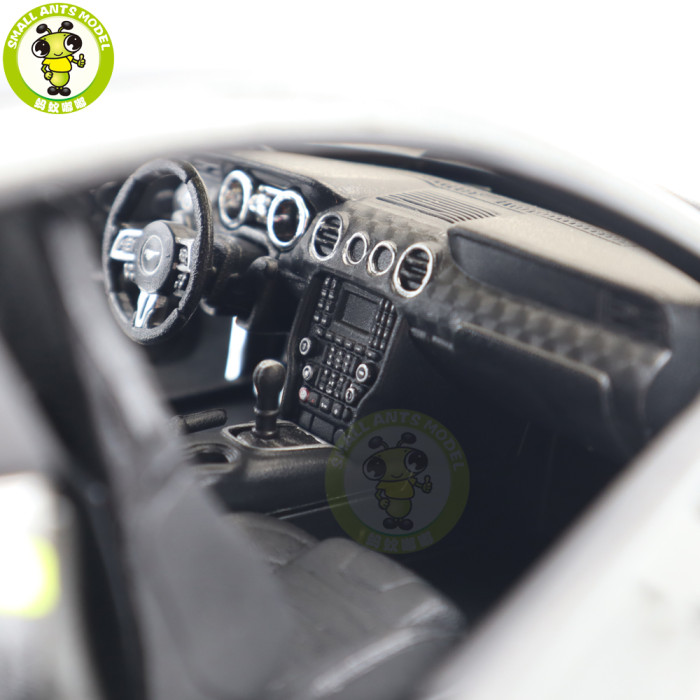 1/18 2015 Ford Mustang GT Refitted Version Maisto 32615 Diecast Model Car Toys Boys Girls Gifts