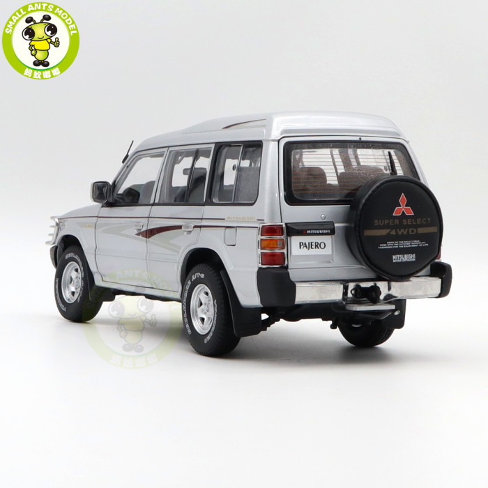 1/18 Sunyork Mitsubishi PAJERO V31 Diecast Model Toy Car Boys Girls Gifts
