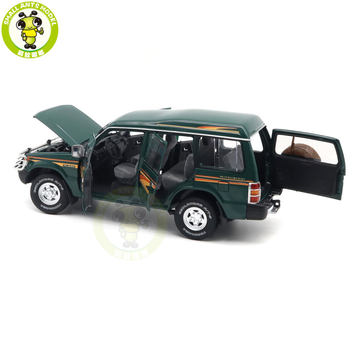 1/18 Sunyork Mitsubishi PAJERO V31 Diecast Model Toy Car Boys Girls Gifts