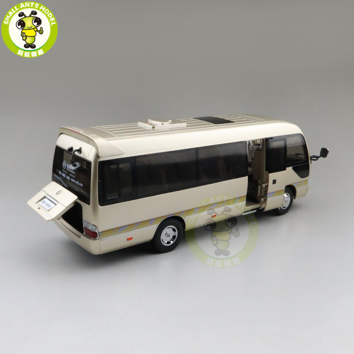 1/24 Golden Dragon XML6700 Coaster Minibus City Bus Diecast Model Toys Car Bus Gifts