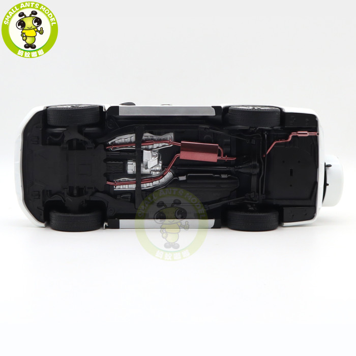 1/18 Toyota Land Cruiser 200 LC200 Middle East Version Spare Tire KENGFAI Diecast SUV Car Model Toys Boys Girls gifts