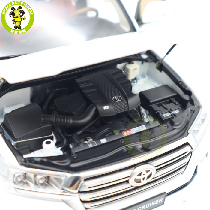 1/18 Toyota Land Cruiser 200 LC200 Middle East Version Spare Tire KENGFAI Diecast SUV Car Model Toys Boys Girls gifts