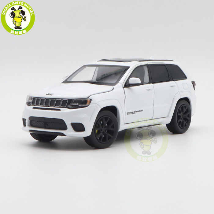 1/32 JKM Jeep Grand Cherokee Trackhawk Diecast Model Car Toys Kids Sound Gifts