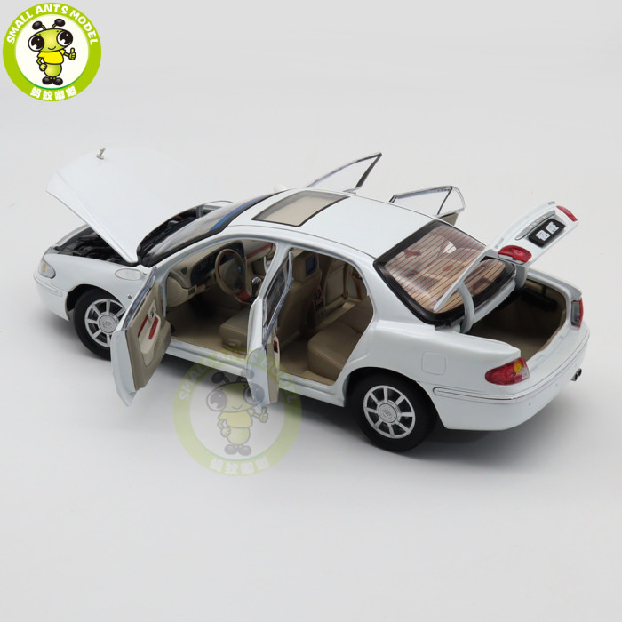 1/18 Buick Regal 2002 Diecast Model Car Toys Car Boys Girls Gifts