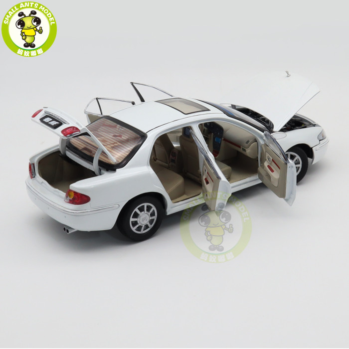 1/18 Buick Regal 2002 Diecast Model Car Toys Car Boys Girls Gifts