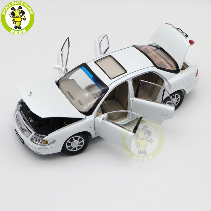1/18 Buick Regal 2002 Diecast Model Car Toys Car Boys Girls Gifts