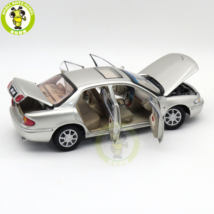 1/18 Buick Regal 2002 Diecast Model Car Toys Car Boys Girls Gifts