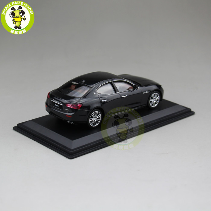 1/43 Maserati Ghibli Diecast Car Model Whitebox