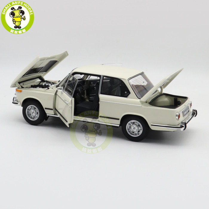 1/18 BMW 2002 tii KYOSHO 08543 Diecast Model Toys Car Gifts For Father Friends