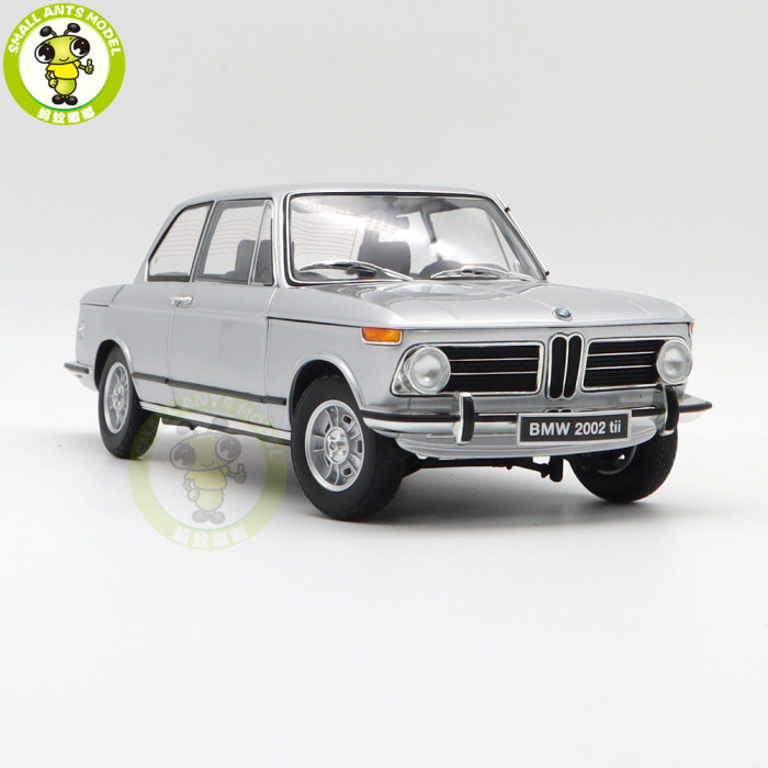 1/18 BMW 2002 tii KYOSHO 08543 Diecast Model Toys Car Gifts For Father Friends