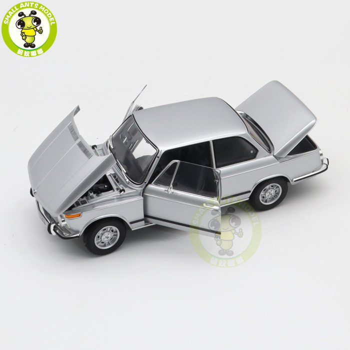 1/18 BMW 2002 tii KYOSHO 08543 Diecast Model Toys Car Gifts For Father Friends