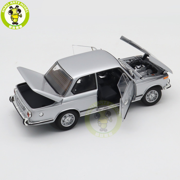 1/18 BMW 2002 tii KYOSHO 08543 Diecast Model Toys Car Gifts For Father Friends