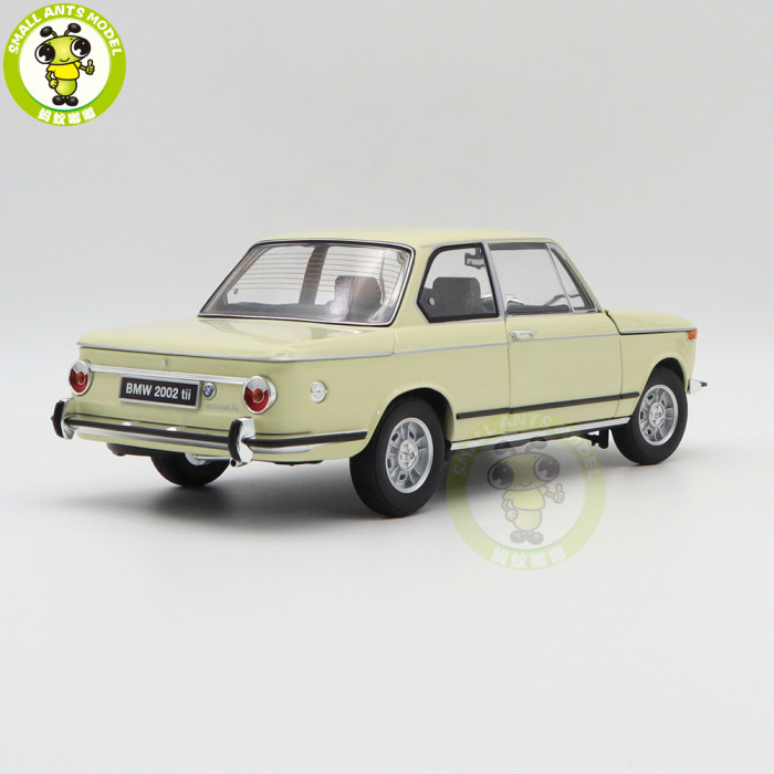 1/18 BMW 2002 tii KYOSHO 08543 Diecast Model Toys Car Gifts For Father Friends