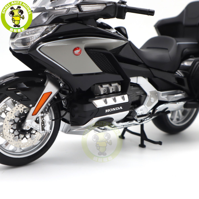 1/12 Honda Gold Wing GL1800 LCD Models Diecast Motorcycle Model Toys Gifts For Boyfriend Father Husband