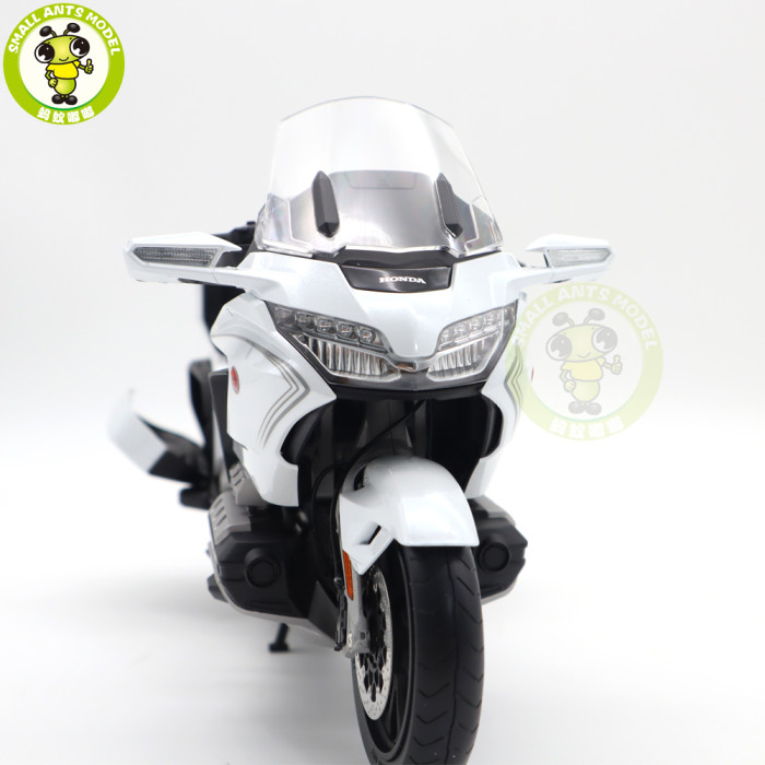 1/12 Honda Gold Wing GL1800 LCD Models Diecast Motorcycle Model Toys Gifts For Boyfriend Father Husband