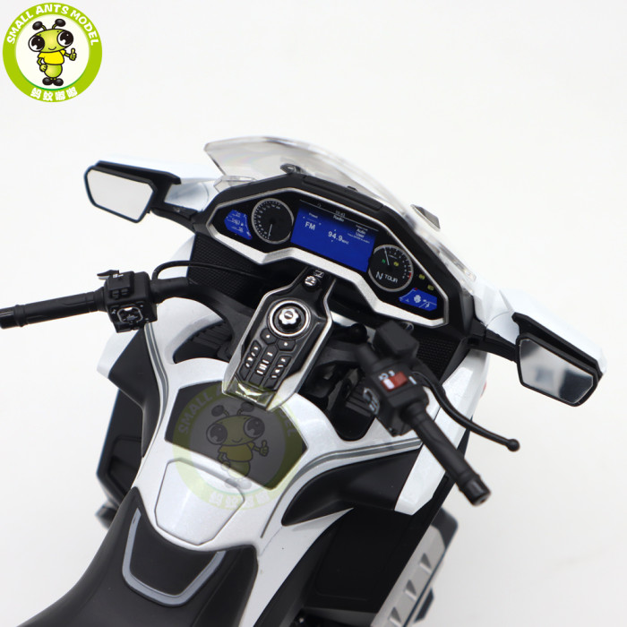 1/12 Honda Gold Wing GL1800 LCD Models Diecast Motorcycle Model Toys Gifts For Boyfriend Father Husband