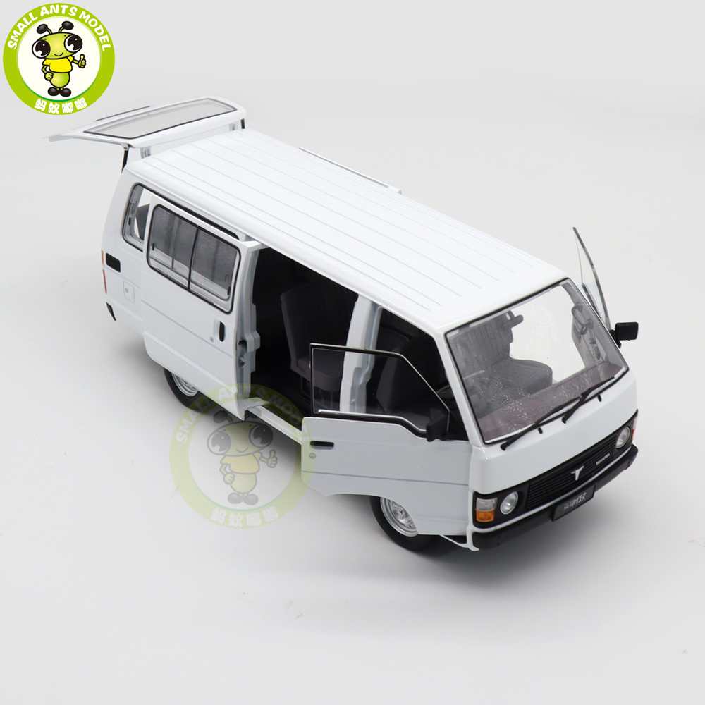 1/18 Toyota HIACE H50 RHD White Diecast Model Toys Car Gifts