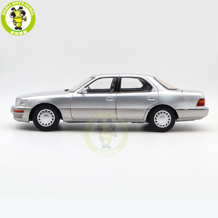 1/18 Toyota Lexus First Generation LS 400 LS400 XF10 1989 1994 White Color Diecast Model Toy Car Boys Girls Gifts