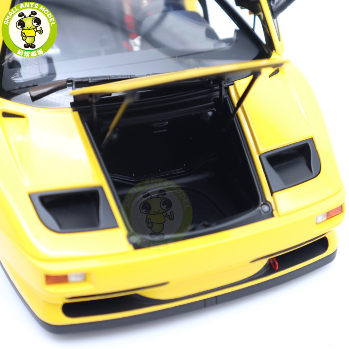 1/18 Autoart 79147 Lamborghini Diablo SV-R SUPERFLY YELLOW Model Car Gifts For Husband Father Boyfriend
