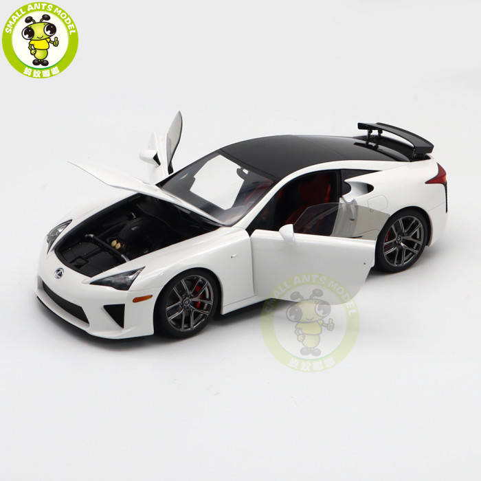 1/18 Autoart 78851 LEXUS LFA WHITEST WHITE/CARBON BLACK Model Car Gifts For Husband Father Boyfriend