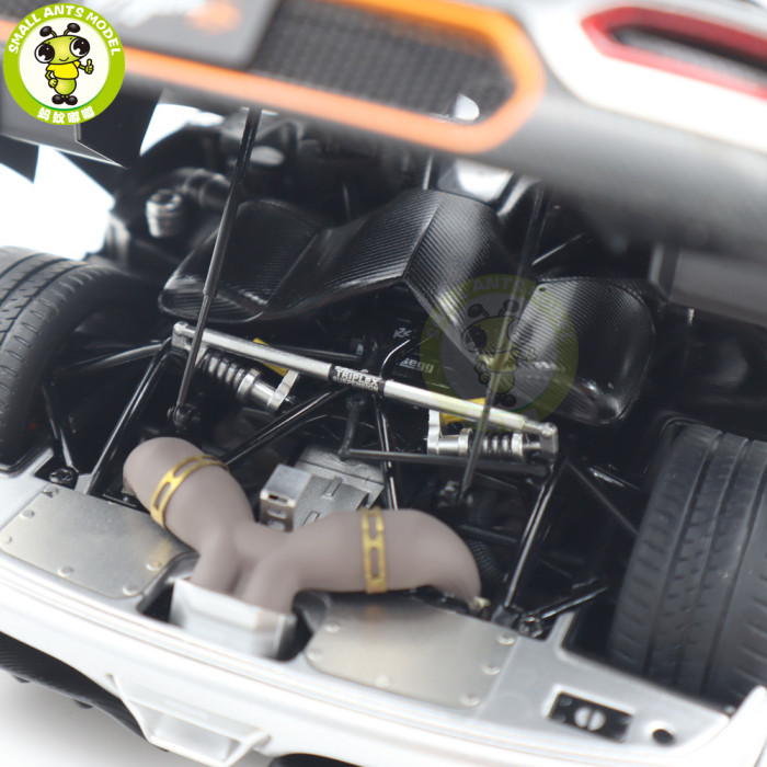 1/18 Autoart 79024 Koenigsegg AGERA RS MOON SILVER/BLACK  ACCENTS Model Car Gifts For Husband Father Boyfriend