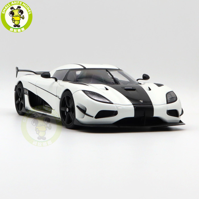 1/18 Autoart 79021 Koenigsegg AGERA RS White/Black ACCENTS Model Car Gifts For Husband Father Boyfriend