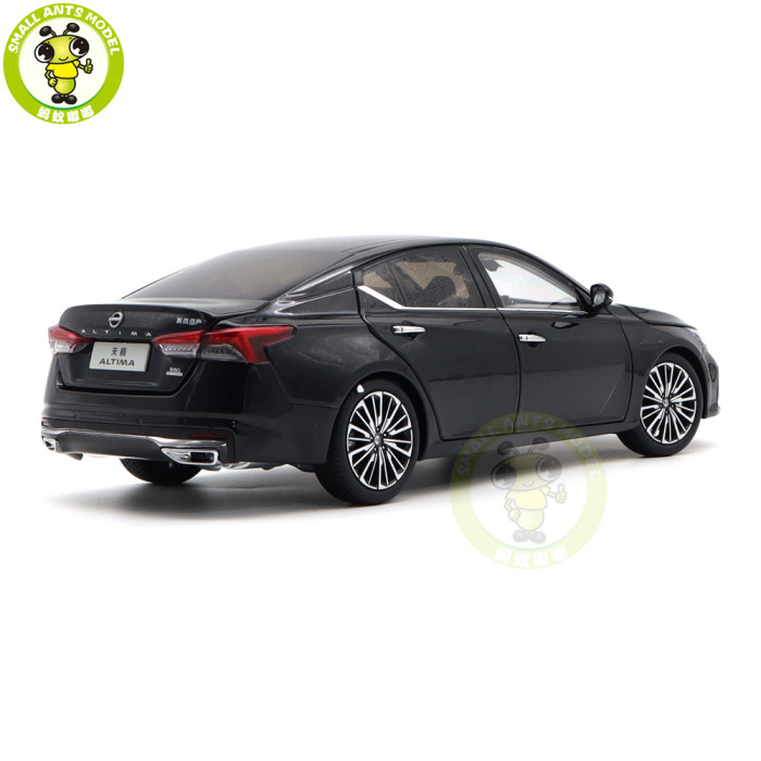 1/18 Nissan ALTIMA 2022 Diecast Model Toys Car Gifts For Father Boyfriend Husband