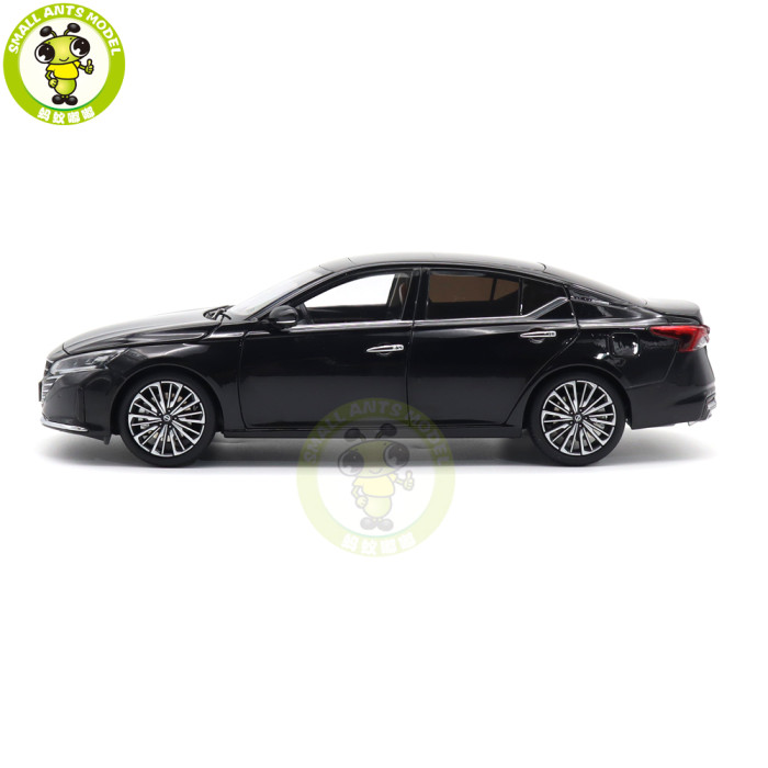 1/18 Nissan ALTIMA 2022 Diecast Model Toys Car Gifts For Father Boyfriend Husband
