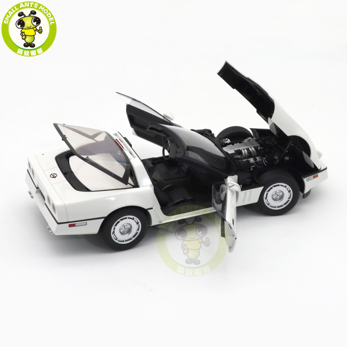 1/18 Chevrolet Corvette C4 1986 Autoart 71241 71242 71243 Diecast Model Car Gifts For Husband Father Boyfriend