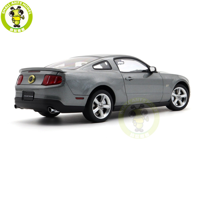 1/18 Ford Mustang GT 2010 Autoart 72911 Sterling Grey Metallic Diecast Model Car Gifts For Friends Father