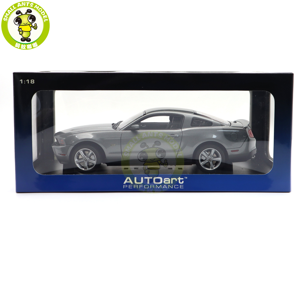 1/18 Ford Mustang GT 2010 Autoart 72911 Sterling Grey Metallic