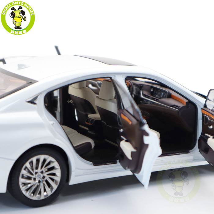 1/18 All New Toyota Lexus ES300 ES300H 2019 Diecast Model Car Suv hobby collection Gifts White