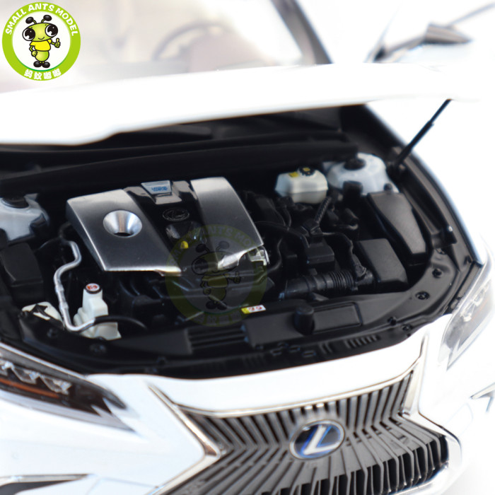 1/18 All New Toyota Lexus ES300 ES300H 2019 Diecast Model Car Suv hobby collection Gifts White