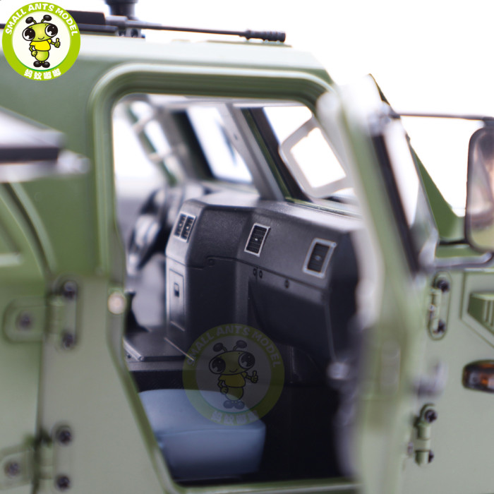 1/18 DFM Warrior 2 Protective All-terrain Off-Road Military Vehicles Diecast Model Toy Car Gifts For Friends Father